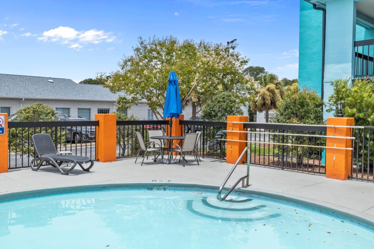 Garnet Inn & Suites, Morehead City Near Atlantic Beach Екстериор снимка